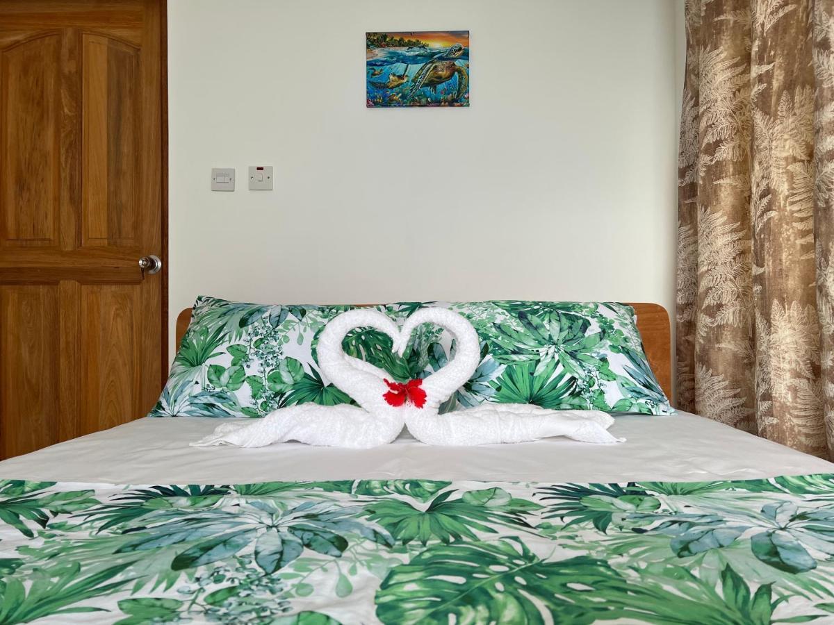 ויקטוריה Western Ocean Breeze Self Catering מראה חיצוני תמונה